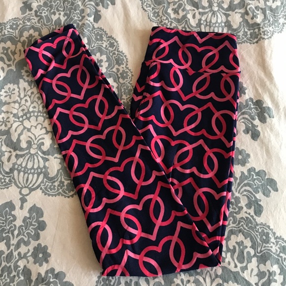 LuLaRoe Pants - Valentines Heart LulaRoe leggings, one size